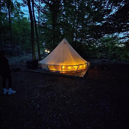 Naturglamping Кришанстад Екстериор снимка